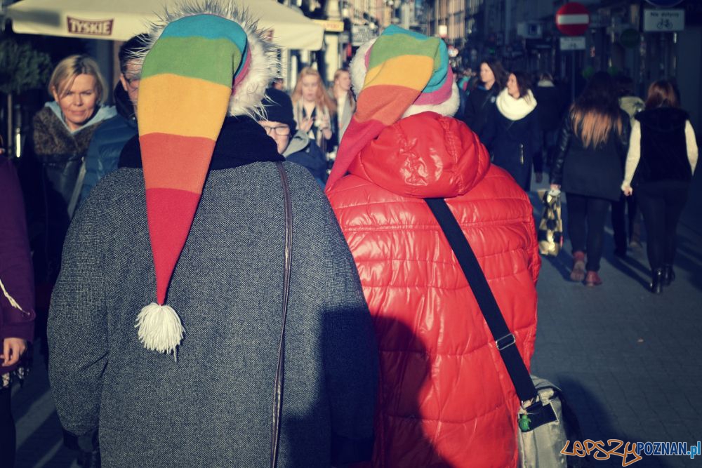 Tęczowych Świąt życzyli aktywiści Grupy Stonewall Foto: materiały prasowe Tęczowych Świąt życzyli aktywiści Grupy Stonewall Foto: materiały prasowe