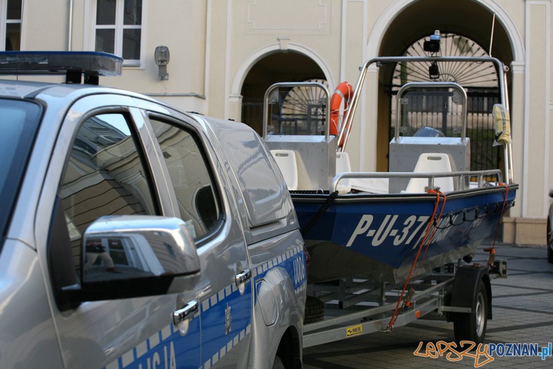 Nowe samochody szkiełów już na służbie Foto: KWP w Poznaniu Nowe samochody szkiełów już na służbie Foto: KWP w Poznaniu