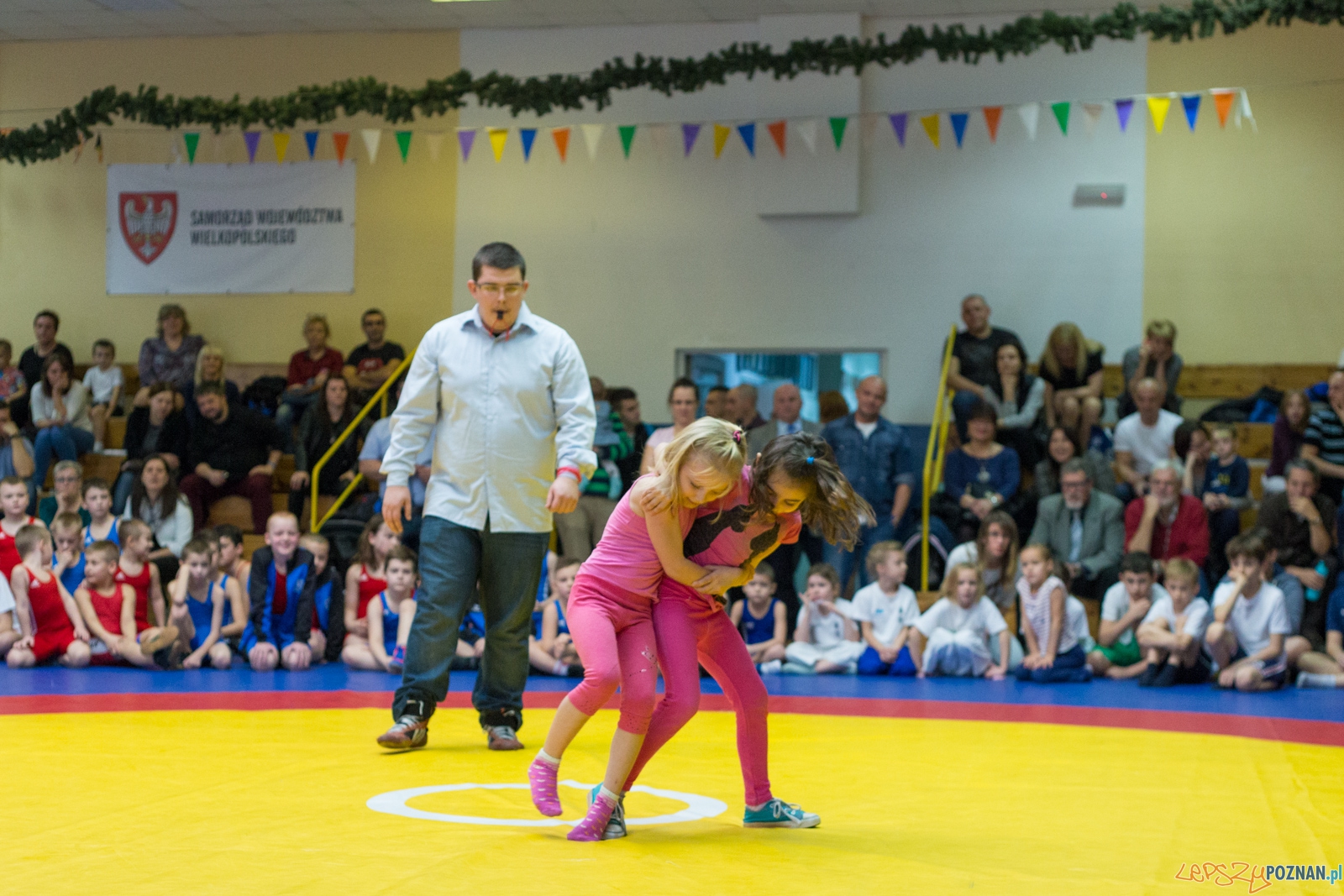 Turniej Świąteczny Zapasy z Gwiazdorem. Foto: lepszyPOZNAN.pl / Piotr Rychter Turniej Świąteczny Zapasy z Gwiazdorem. Foto: lepszyPOZNAN.pl / Piotr Rychter