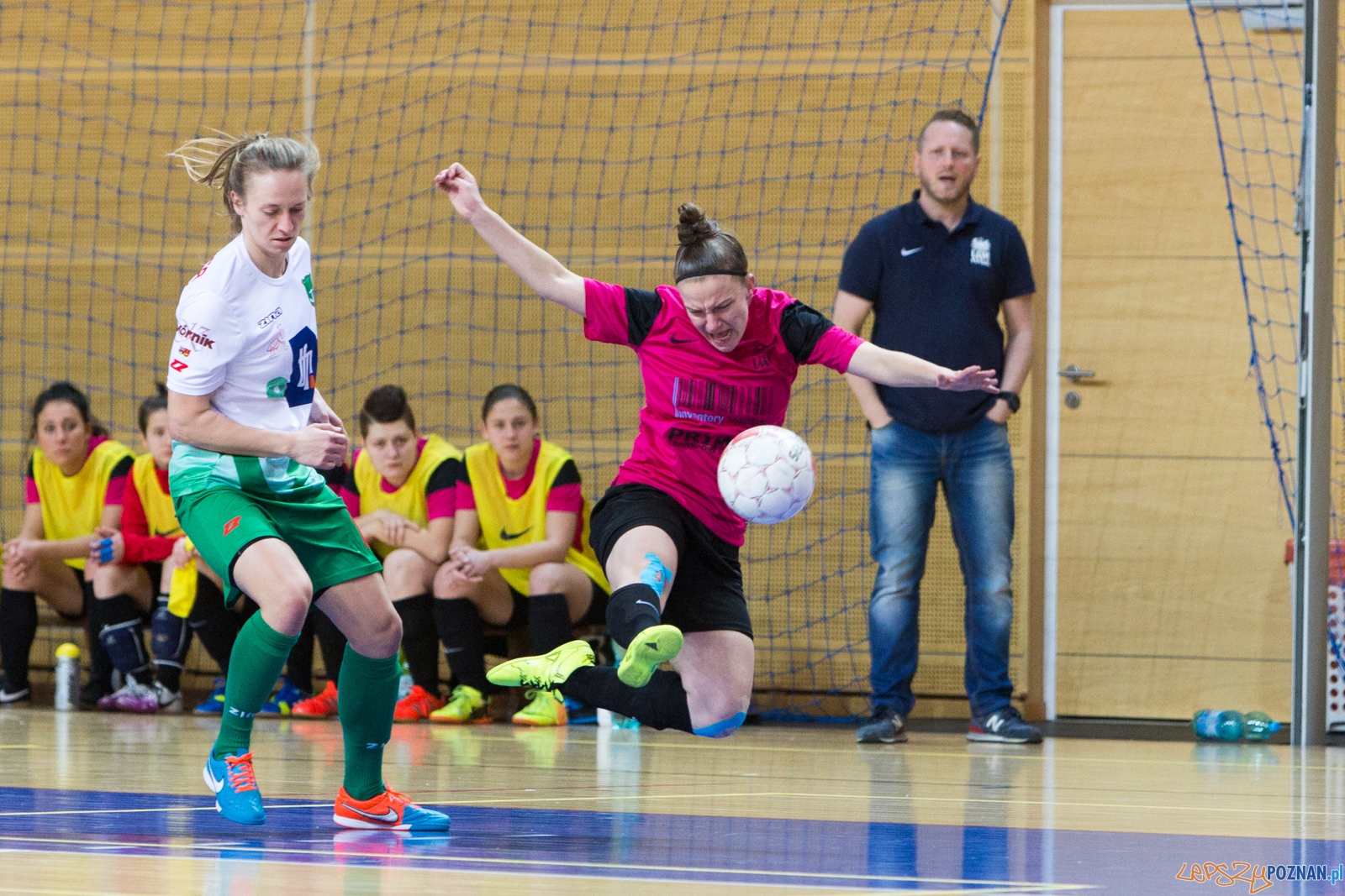5. kolejka ekstraligi futsalu kobiet: KU AZS UAM Poznań – Kot Foto: lepszyPOZNAN.pl / Piotr Rychter 5. kolejka ekstraligi futsalu kobiet: KU AZS UAM Poznań – Kot Foto: lepszyPOZNAN.pl / Piotr Rychter