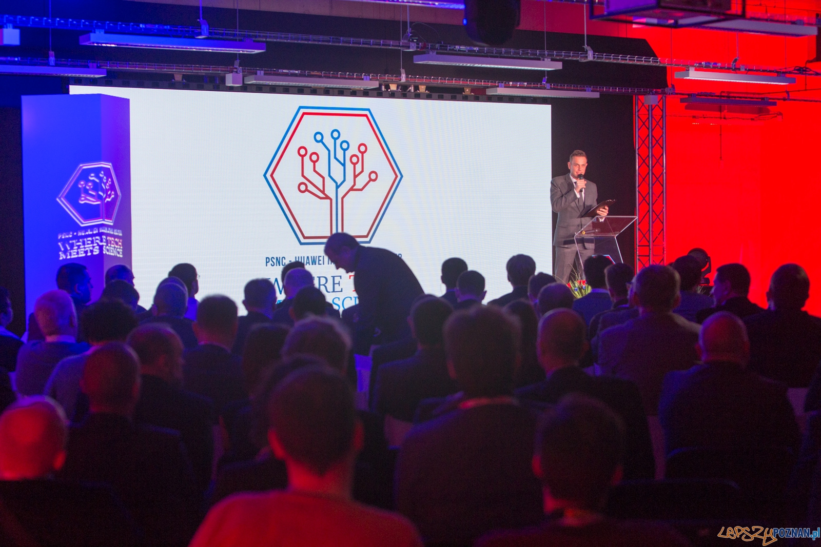 Centrum Innowacji PCSS - Huawei Foto: lepszyPOZNAN.pl / Piotr Rychter Centrum Innowacji PCSS - Huawei Foto: lepszyPOZNAN.pl / Piotr Rychter