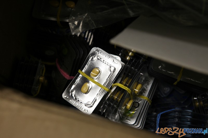 Środki farmakologiczne przejęte przez policję Foto: materiały Policji Środki farmakologiczne przejęte przez policję Foto: materiały Policji