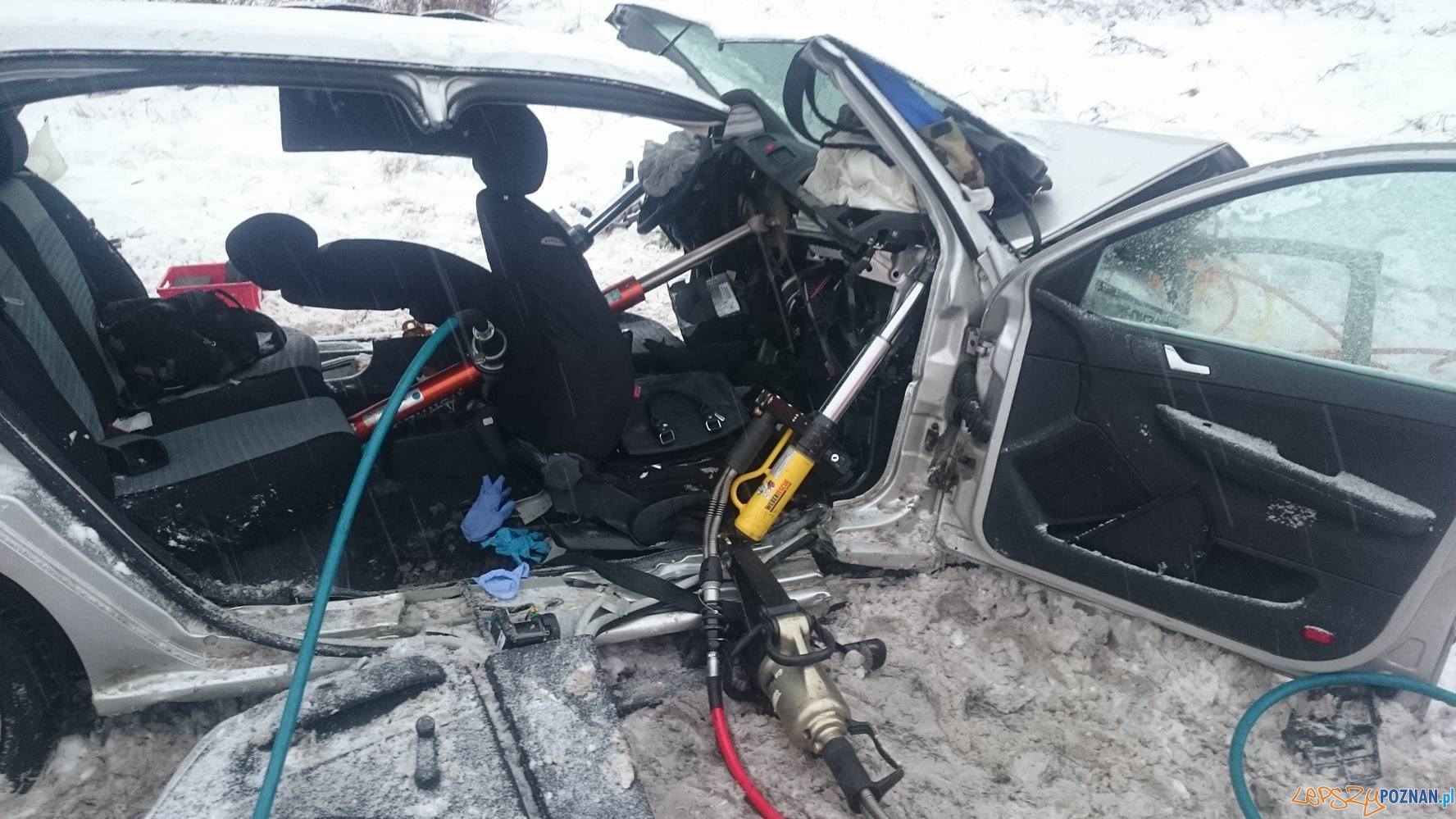 Tragiczny wypadek w Dymaczewie Starym Foto: OSP Mosina Tragiczny wypadek w Dymaczewie Starym Foto: OSP Mosina