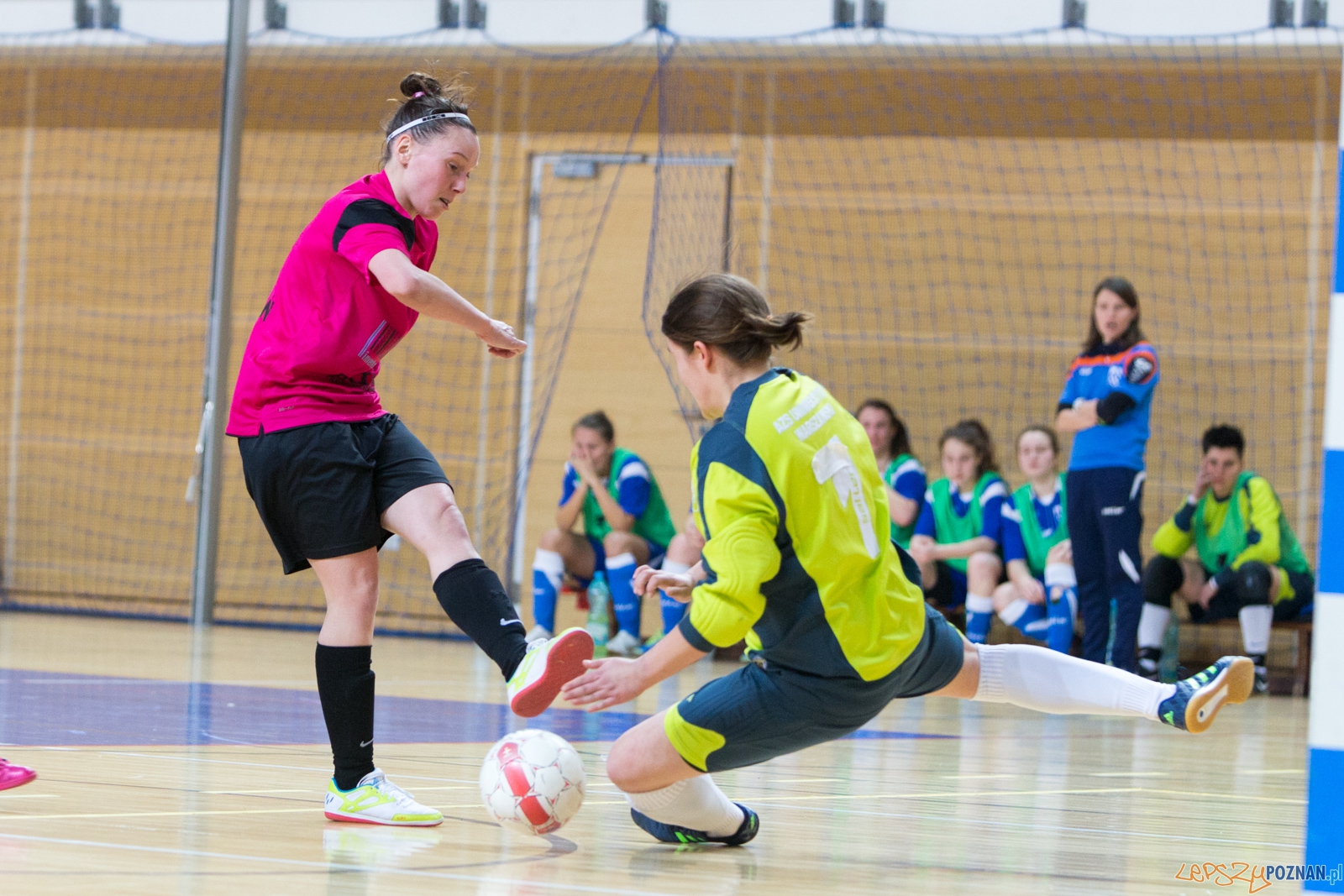 Futsal: AZS UAM Poznań – AZS Uniwersytet Warszawski Foto: lepszyPOZNAN.pl / Piotr Rychter Futsal: AZS UAM Poznań – AZS Uniwersytet Warszawski Foto: lepszyPOZNAN.pl / Piotr Rychter