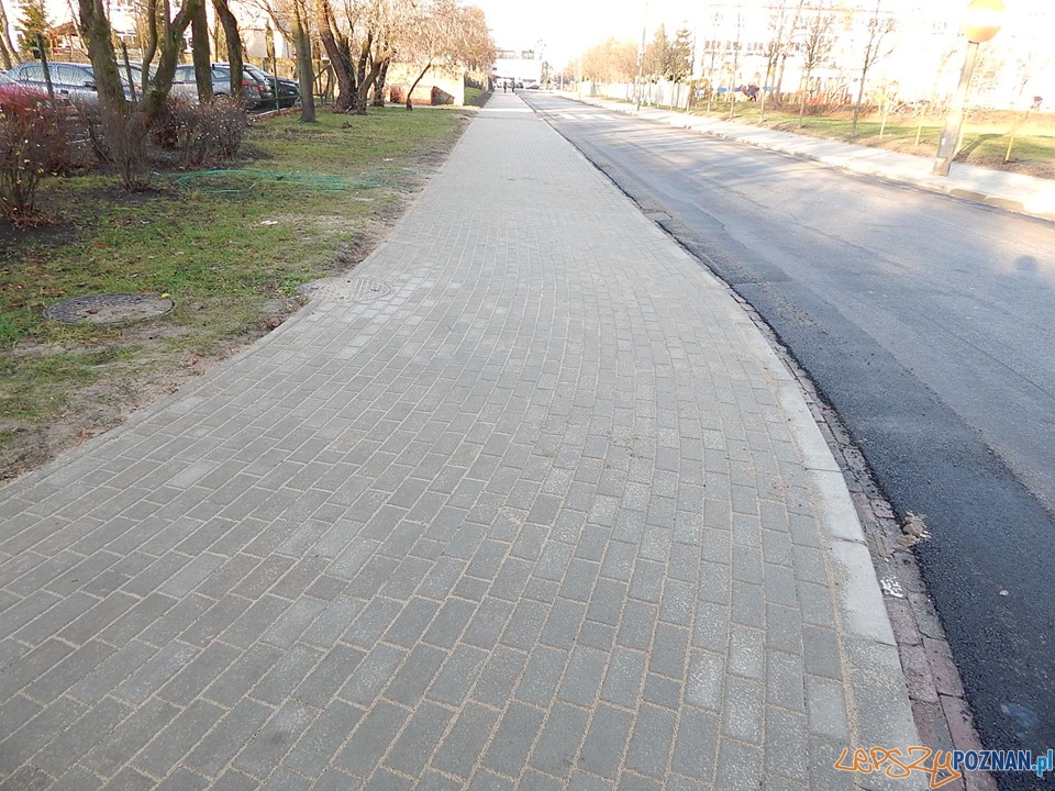 Nowe chodniki na Ratajach Foto: Rada Osiedla Rataje / Artur Gumny Nowe chodniki na Ratajach Foto: Rada Osiedla Rataje / Artur Gumny