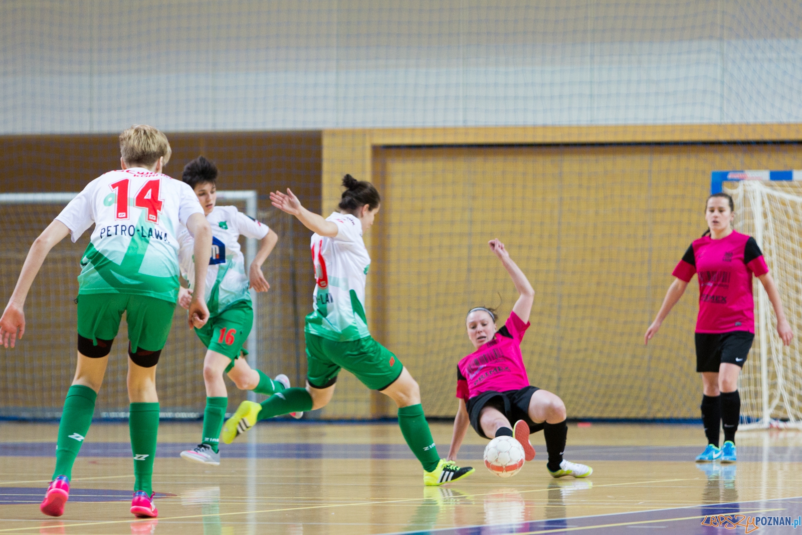 5. kolejka ekstraligi futsalu kobiet: KU AZS UAM Poznań – Kot Foto: lepszyPOZNAN.pl / Piotr Rychter 5. kolejka ekstraligi futsalu kobiet: KU AZS UAM Poznań – Kot Foto: lepszyPOZNAN.pl / Piotr Rychter