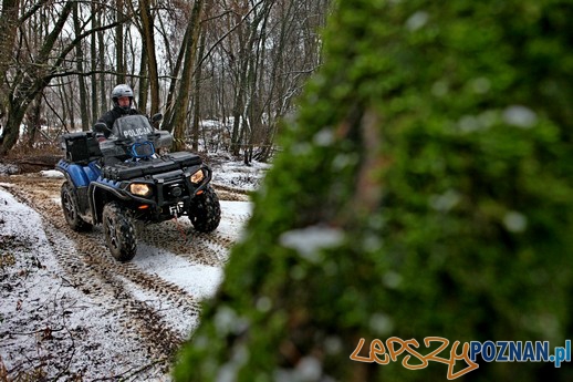 Testy policyjnych aut (6) Foto: Testy policyjnych aut (6) Foto: