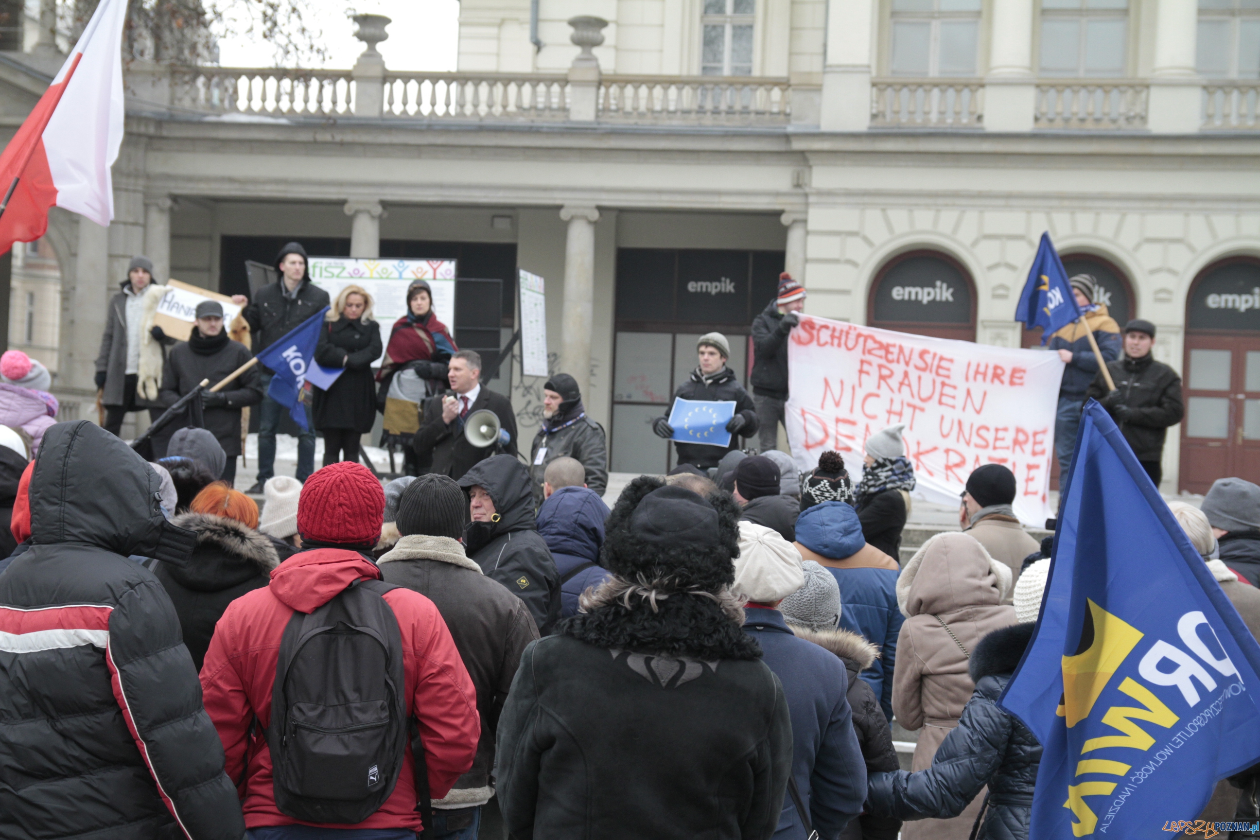 Marsz "Poznań dla wolności i demokracji" - Poznań 23.01.2016 r. Foto: LepszyPOZNAN.pl / Paweł Rychter Marsz "Poznań dla wolności i demokracji" - Poznań 23.01.2016 r. Foto: LepszyPOZNAN.pl / Paweł Rychter