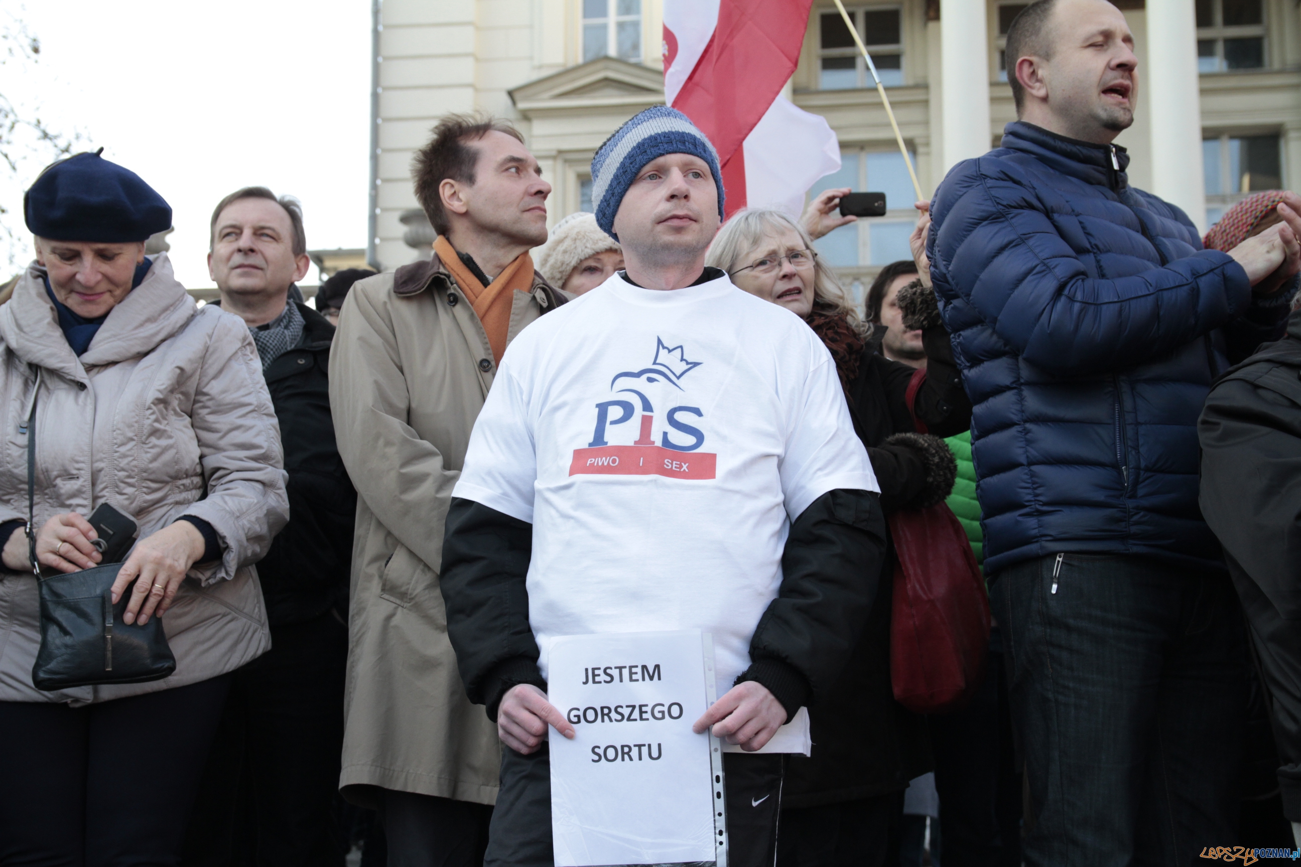 Szybka migawka - protest w obronie mediów Foto: LepszyPOZNAN.pl / Pawel Rychter Szybka migawka - protest w obronie mediów Foto: LepszyPOZNAN.pl / Pawel Rychter