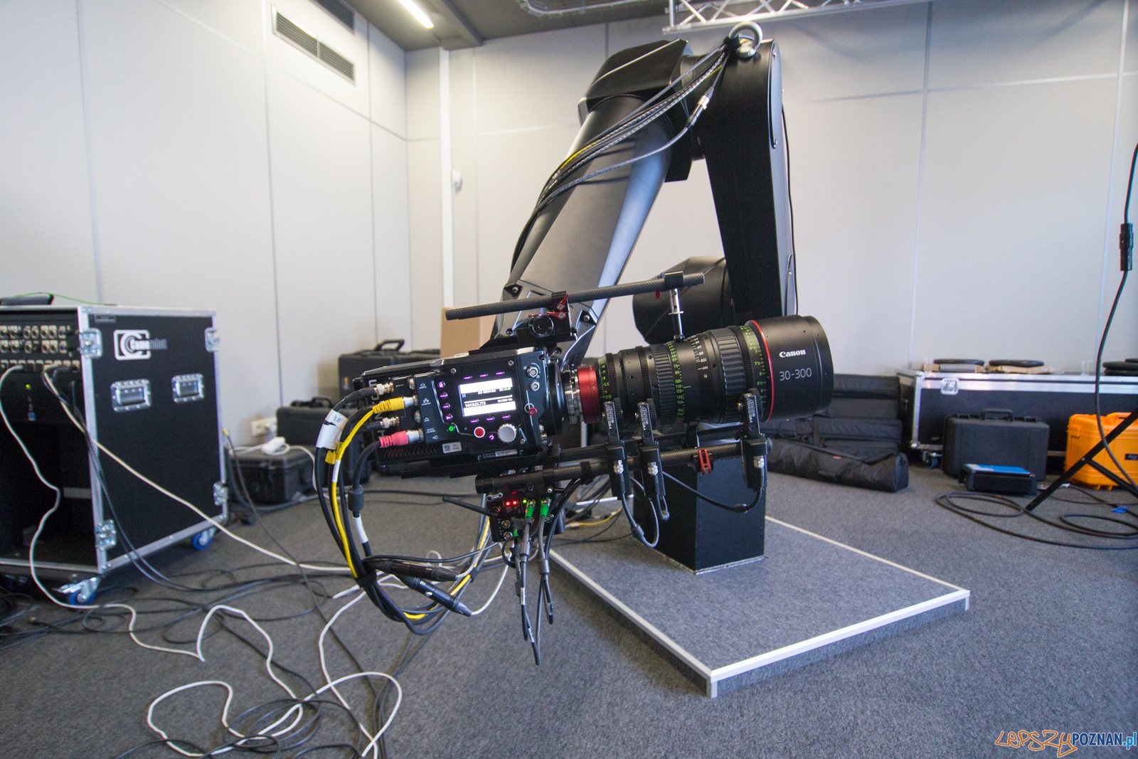 Centrum Innowacji PCSS - Huawei Foto: lepszyPOZNAN.pl / Piotr Rychter Centrum Innowacji PCSS - Huawei Foto: lepszyPOZNAN.pl / Piotr Rychter