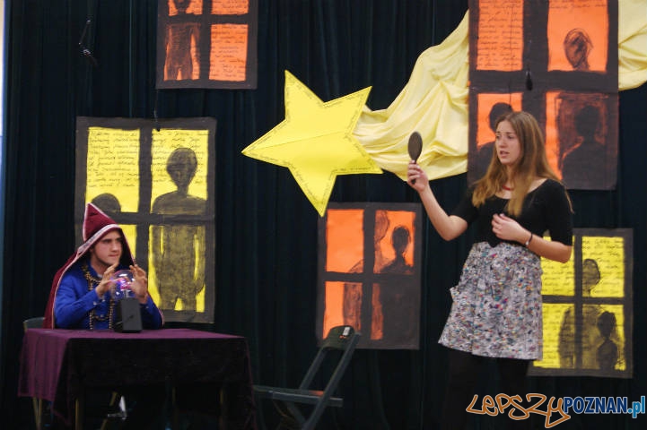 Jasełka Do naszych serc Foto: Gimnazjum w Dopiewie Jasełka Do naszych serc Foto: Gimnazjum w Dopiewie