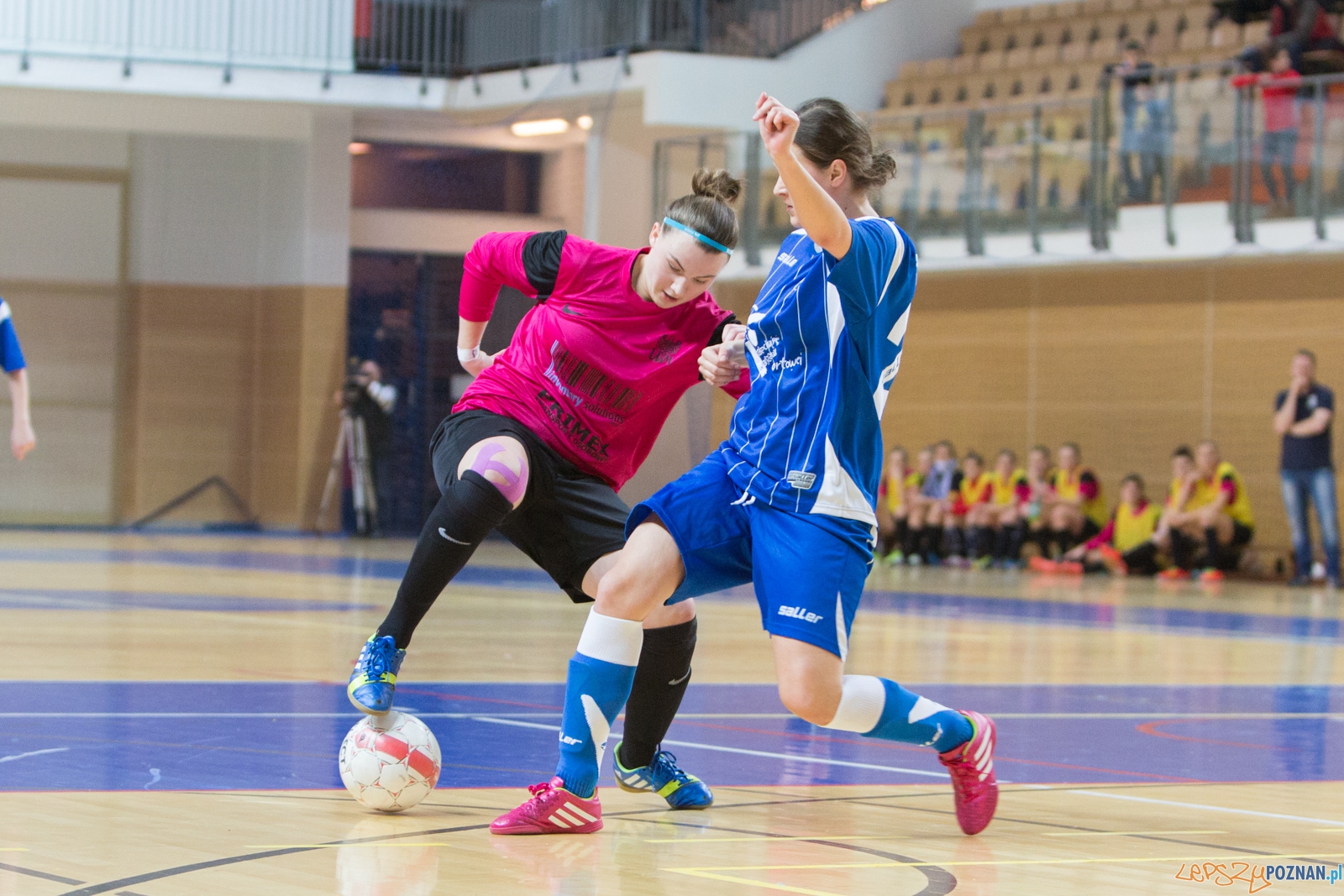 Futsal: AZS UAM Poznań – AZS Uniwersytet Warszawski Foto: lepszyPOZNAN.pl / Piotr Rychter Futsal: AZS UAM Poznań – AZS Uniwersytet Warszawski Foto: lepszyPOZNAN.pl / Piotr Rychter