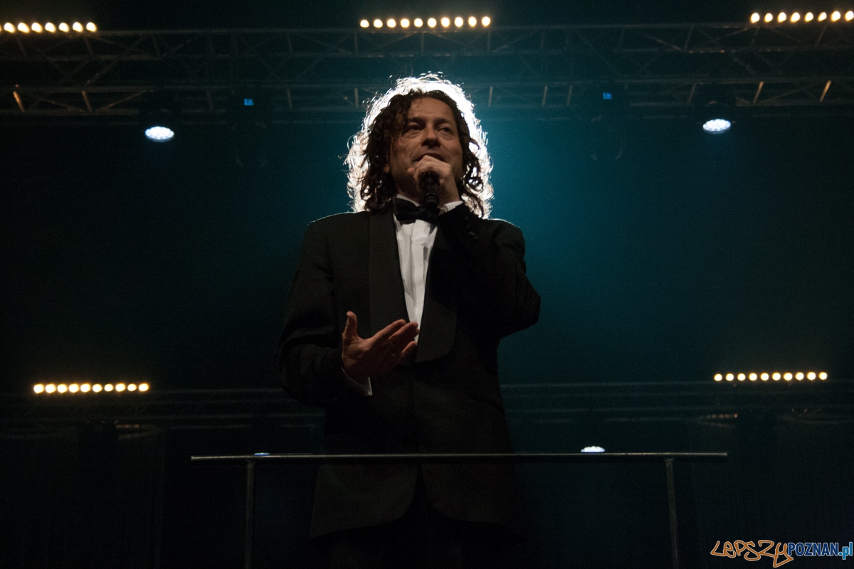 The Best of Piotr Rubik (16.01.2016) Hala Arena Foto: © lepszyPOZNAN.pl / Karolina Kiraga The Best of Piotr Rubik (16.01.2016) Hala Arena Foto: © lepszyPOZNAN.pl / Karolina Kiraga