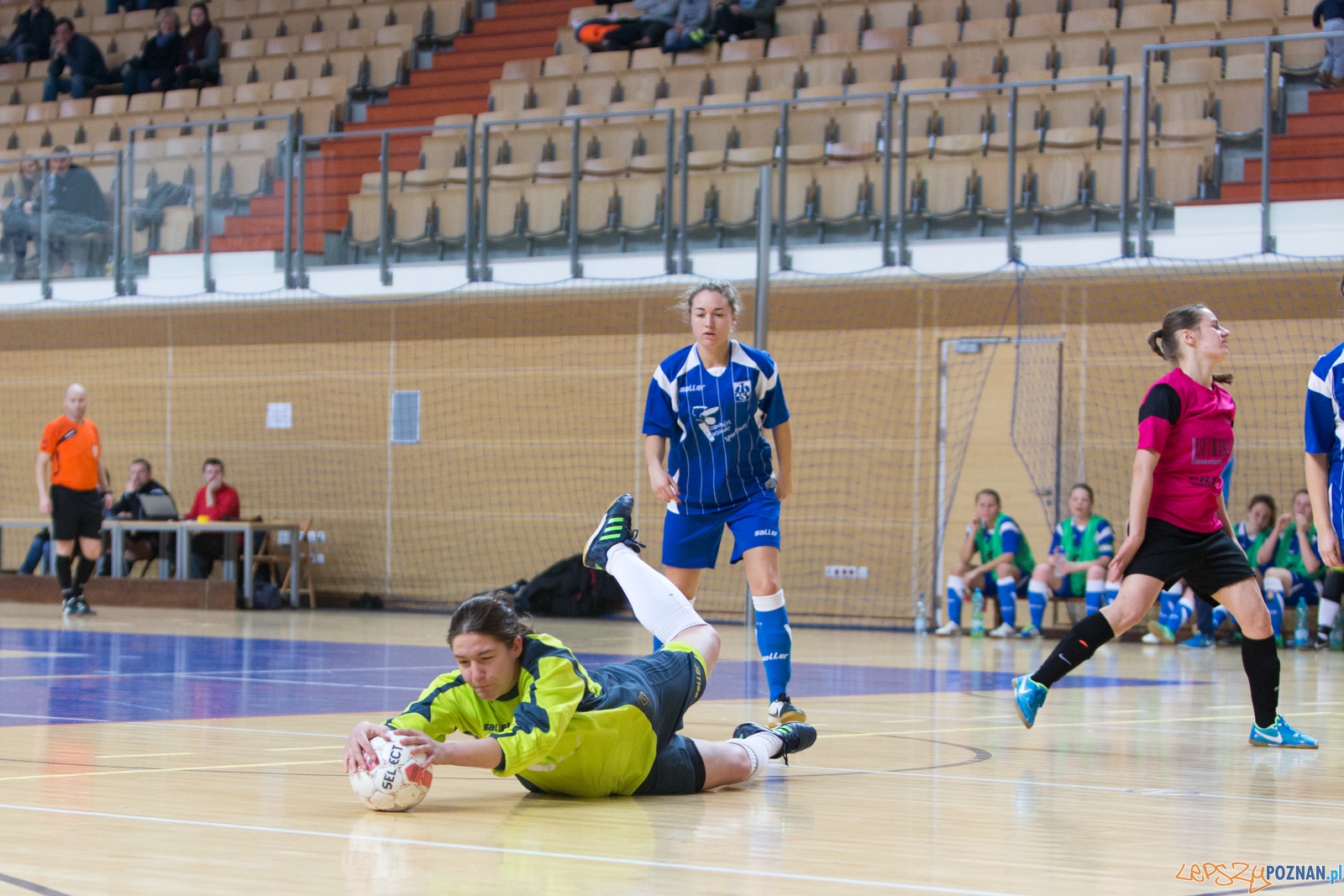 Futsal: AZS UAM Poznań – AZS Uniwersytet Warszawski Foto: lepszyPOZNAN.pl / Piotr Rychter Futsal: AZS UAM Poznań – AZS Uniwersytet Warszawski Foto: lepszyPOZNAN.pl / Piotr Rychter