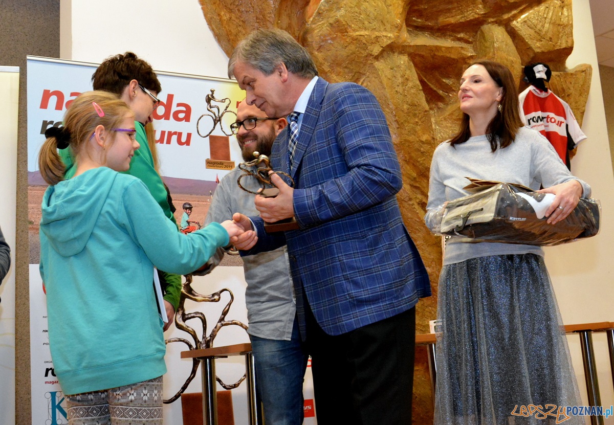 Rowerem przez świat. Cykloturyści nagrodzeni Foto: UMP Rowerem przez świat. Cykloturyści nagrodzeni Foto: UMP