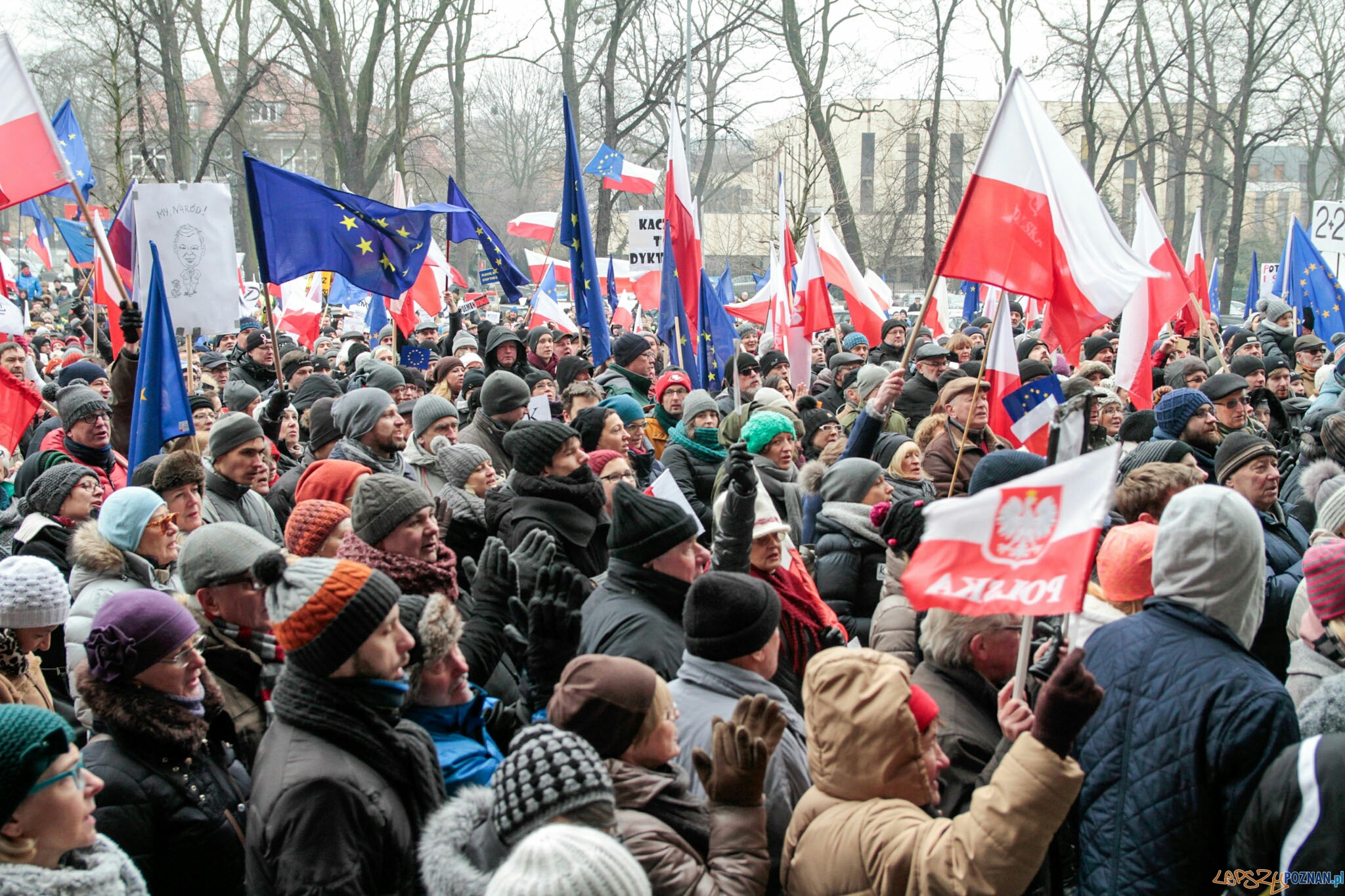 Marsz "W obronie Twojej wolności" - Poznań 23.01.2016 r. Foto: LepszyPOZNAN.pl / Paweł Rychter Marsz "W obronie Twojej wolności" - Poznań 23.01.2016 r. Foto: LepszyPOZNAN.pl / Paweł Rychter