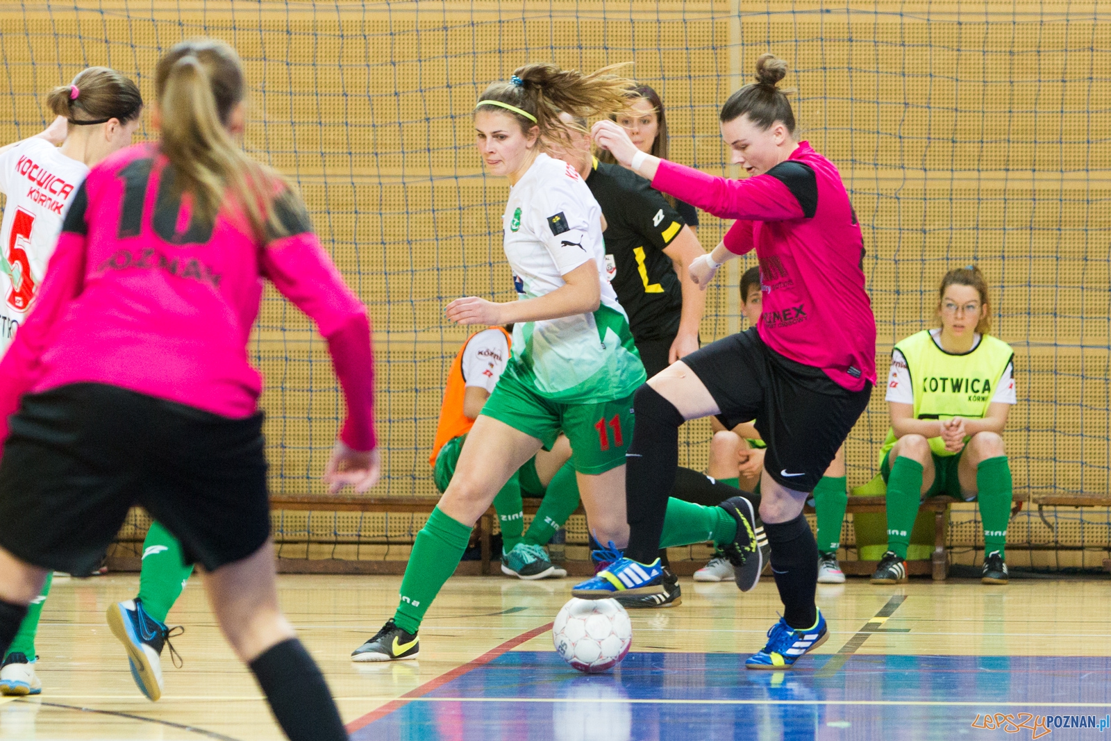5. kolejka ekstraligi futsalu kobiet: KU AZS UAM Poznań – Kot Foto: lepszyPOZNAN.pl / Piotr Rychter 5. kolejka ekstraligi futsalu kobiet: KU AZS UAM Poznań – Kot Foto: lepszyPOZNAN.pl / Piotr Rychter