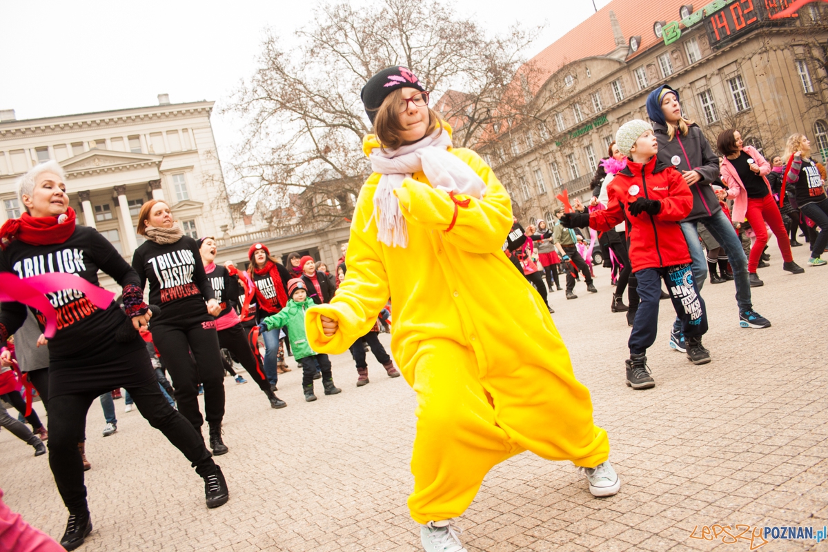 Nazywam się miliard / One billion rising (14.02.2016) Plac Woln Foto: © lepszyPOZNAN.pl / Karolina Kiraga Nazywam się miliard / One billion rising (14.02.2016) Plac Woln Foto: © lepszyPOZNAN.pl / Karolina Kiraga