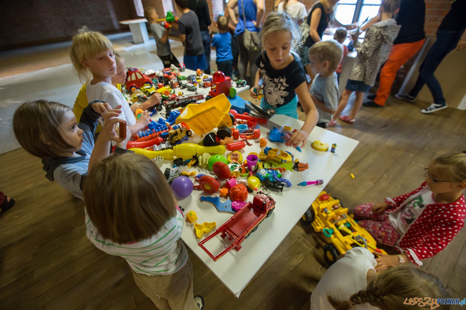 Warsztaty plastyczne w Słodowni +1 Foto: Jakub Wittchen Warsztaty plastyczne w Słodowni +1 Foto: Jakub Wittchen