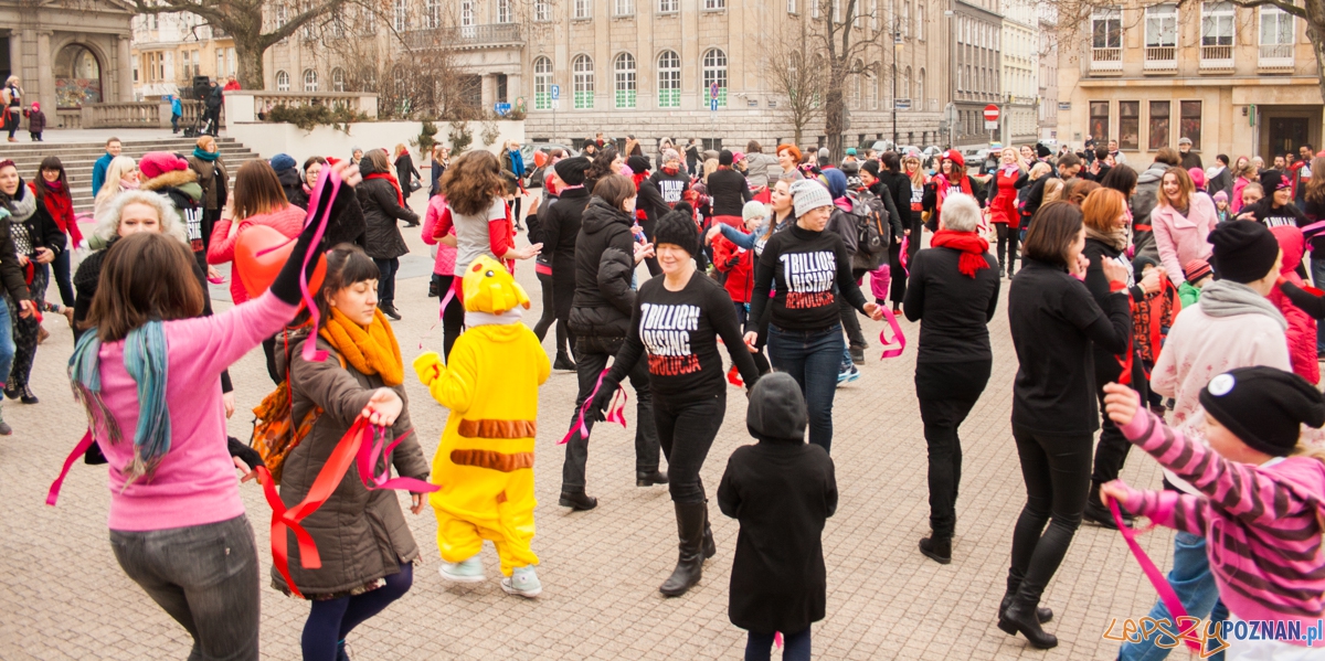 Nazywam się miliard / One billion rising (14.02.2016) Plac Woln Foto: © lepszyPOZNAN.pl / Karolina Kiraga Nazywam się miliard / One billion rising (14.02.2016) Plac Woln Foto: © lepszyPOZNAN.pl / Karolina Kiraga