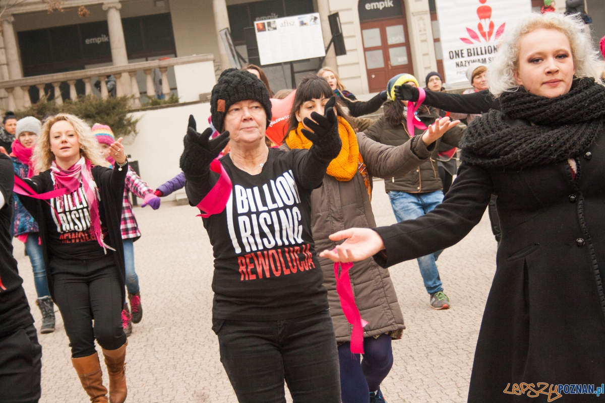 Nazywam się miliard / One billion rising (14.02.2016) Plac Woln Foto: © lepszyPOZNAN.pl / Karolina Kiraga Nazywam się miliard / One billion rising (14.02.2016) Plac Woln Foto: © lepszyPOZNAN.pl / Karolina Kiraga