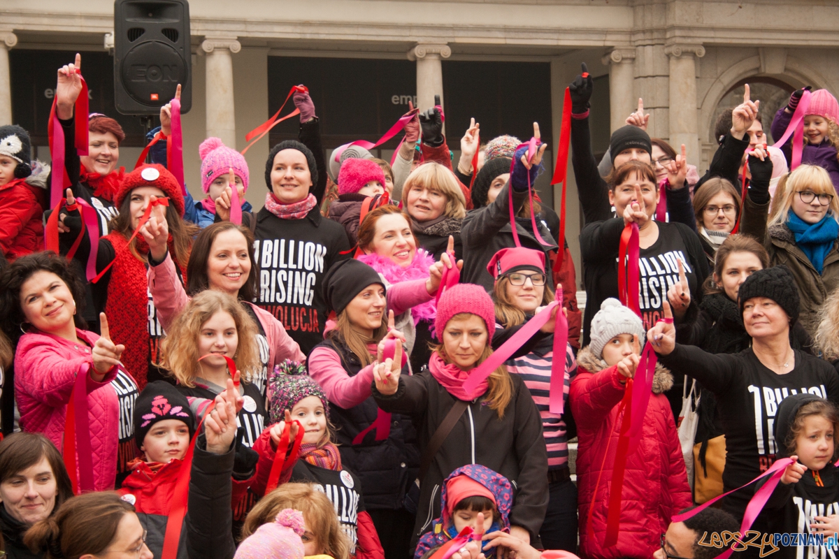 Nazywam się miliard / One billion rising (14.02.2016) Plac Woln Foto: © lepszyPOZNAN.pl / Karolina Kiraga Nazywam się miliard / One billion rising (14.02.2016) Plac Woln Foto: © lepszyPOZNAN.pl / Karolina Kiraga