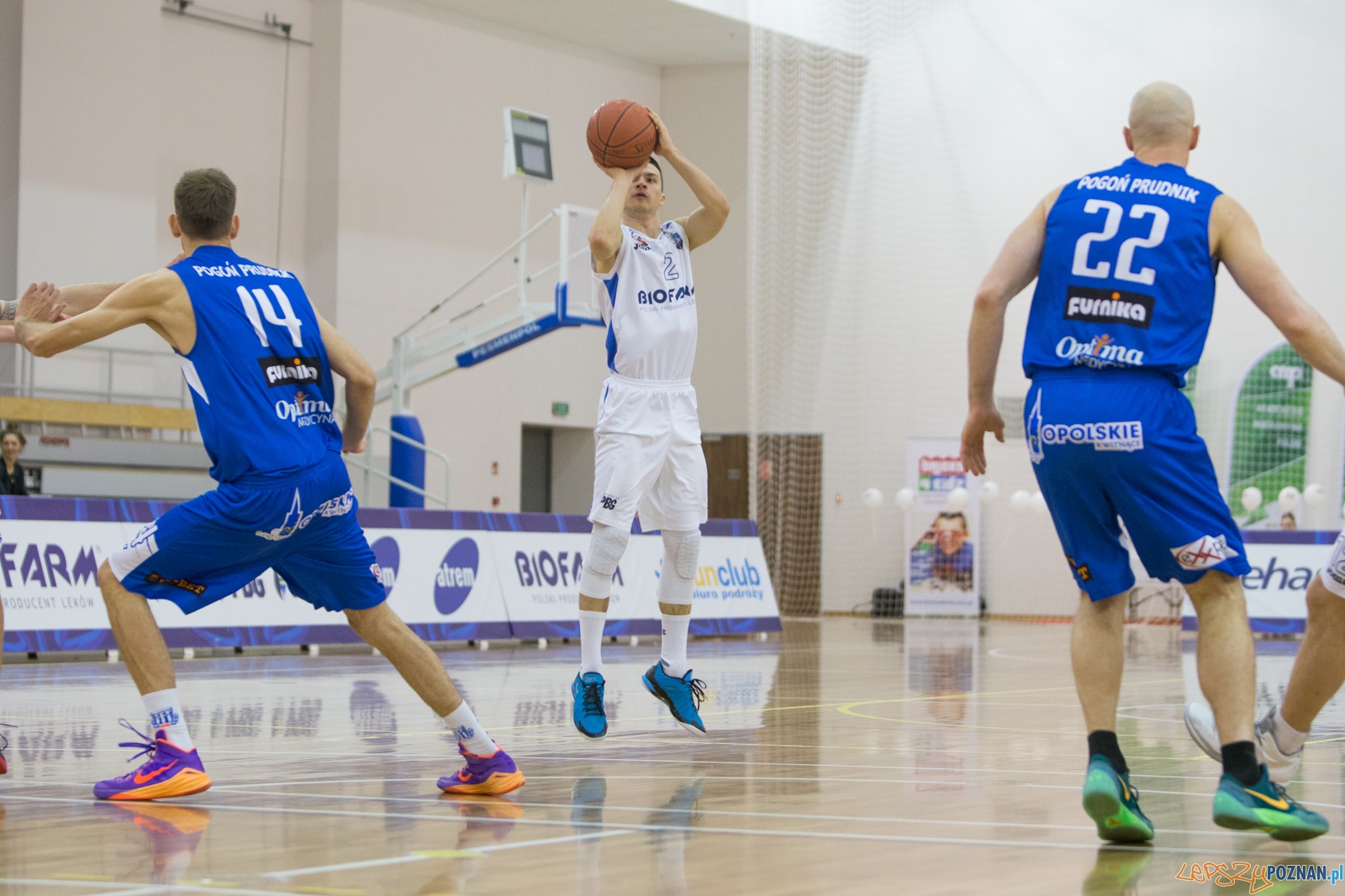 1 Liga Mężczyzn: Biofarm Basket Poznań - Meritumkredyt Pogoń Foto: lepszyPOZNAN.pl / Piotr Rychter 1 Liga Mężczyzn: Biofarm Basket Poznań - Meritumkredyt Pogoń Foto: lepszyPOZNAN.pl / Piotr Rychter