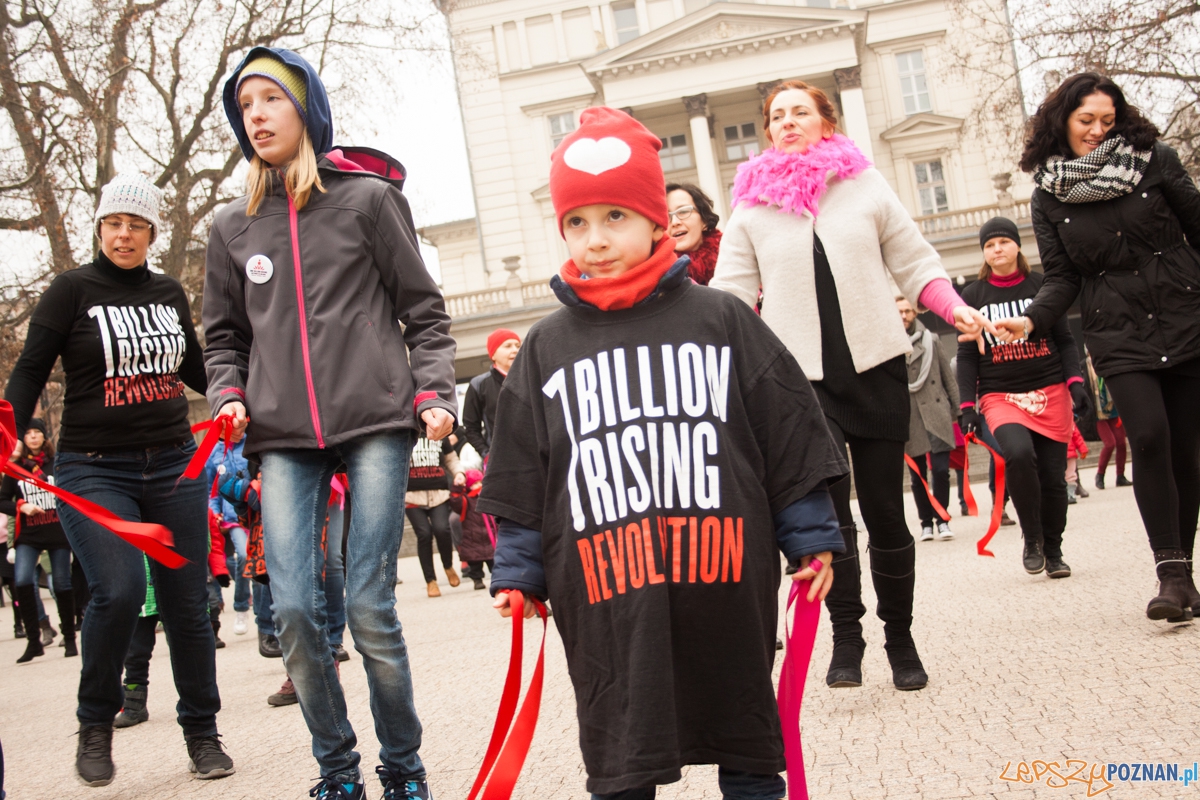 Nazywam się miliard / One billion rising (14.02.2016) Plac Woln Foto: © lepszyPOZNAN.pl / Karolina Kiraga Nazywam się miliard / One billion rising (14.02.2016) Plac Woln Foto: © lepszyPOZNAN.pl / Karolina Kiraga