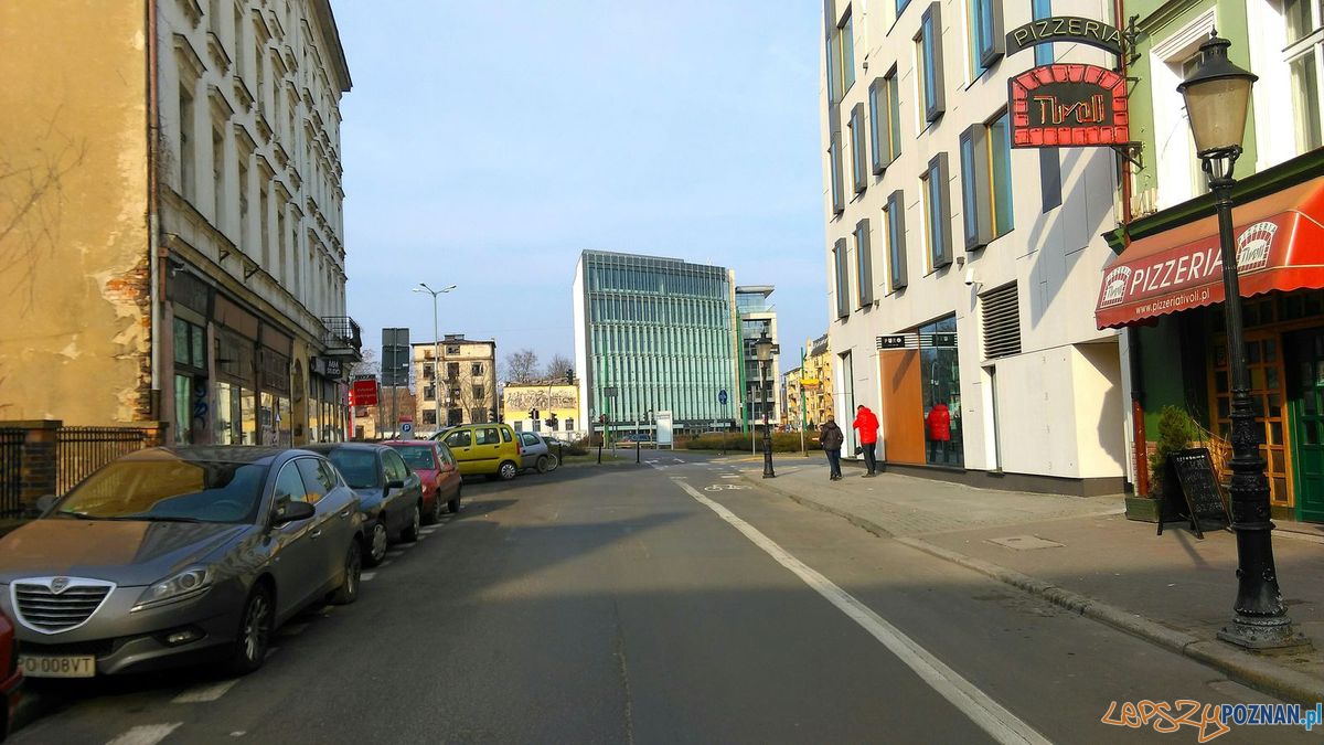 W kierunku Św. Wojciecha Foto: Tomasz Dworek W kierunku Św. Wojciecha Foto: Tomasz Dworek