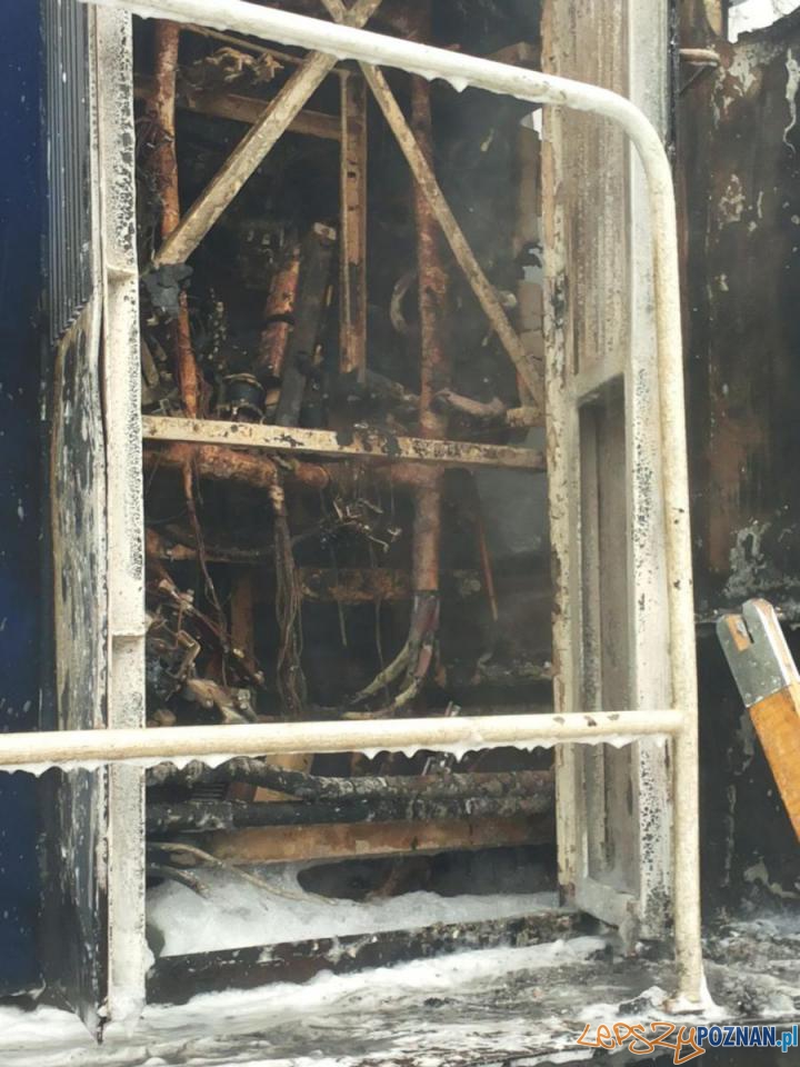 Pożar lokomotywy Foto: PSP JRG 8 Pożar lokomotywy Foto: PSP JRG 8