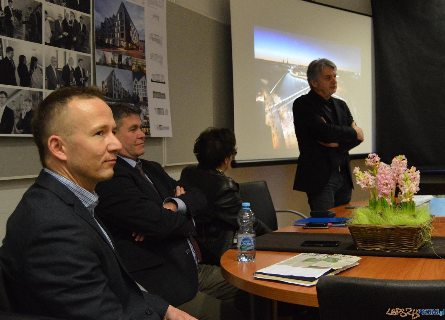 Rozmawiali o nowej kładce na Warcie Foto: UMP Rozmawiali o nowej kładce na Warcie Foto: UMP