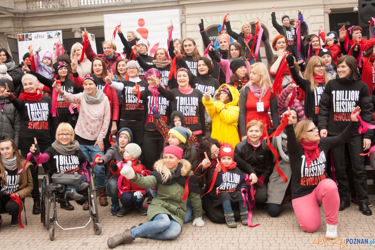 Nazywam się miliard / One billion rising (14.02.2016) Plac Woln Foto: © lepszyPOZNAN.pl / Karolina Kiraga Nazywam się miliard / One billion rising (14.02.2016) Plac Woln Foto: © lepszyPOZNAN.pl / Karolina Kiraga