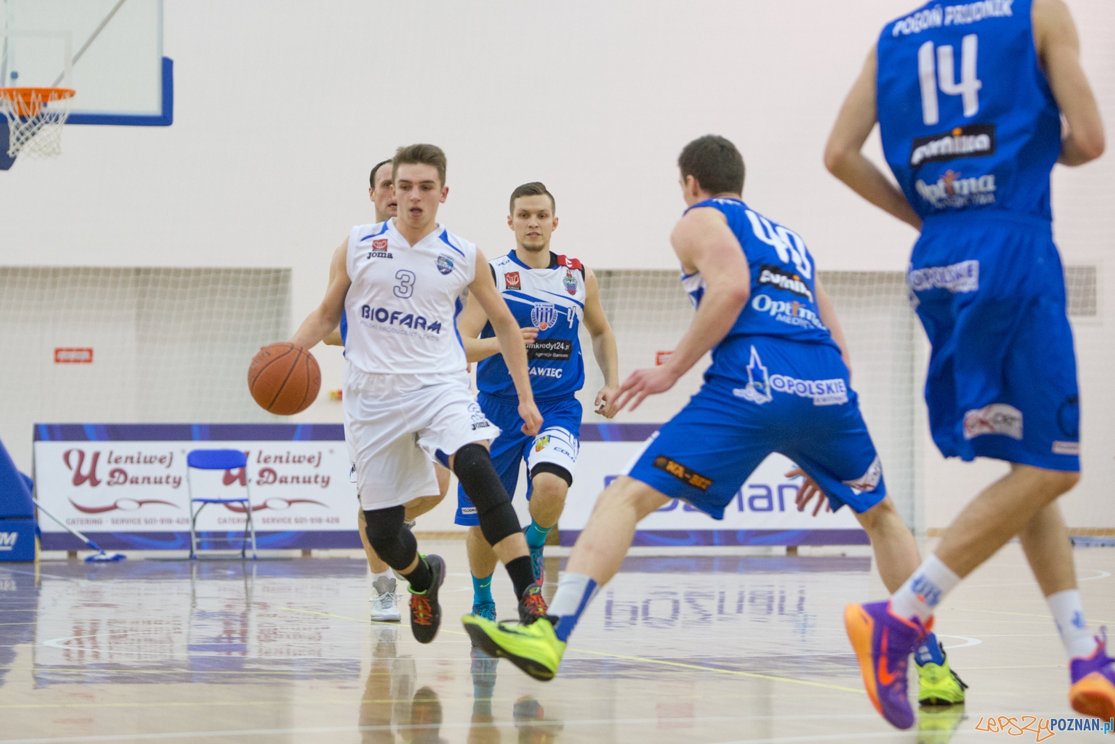 1 Liga Mężczyzn: Biofarm Basket Poznań - Meritumkredyt Pogoń Foto: lepszyPOZNAN.pl / Piotr Rychter 1 Liga Mężczyzn: Biofarm Basket Poznań - Meritumkredyt Pogoń Foto: lepszyPOZNAN.pl / Piotr Rychter