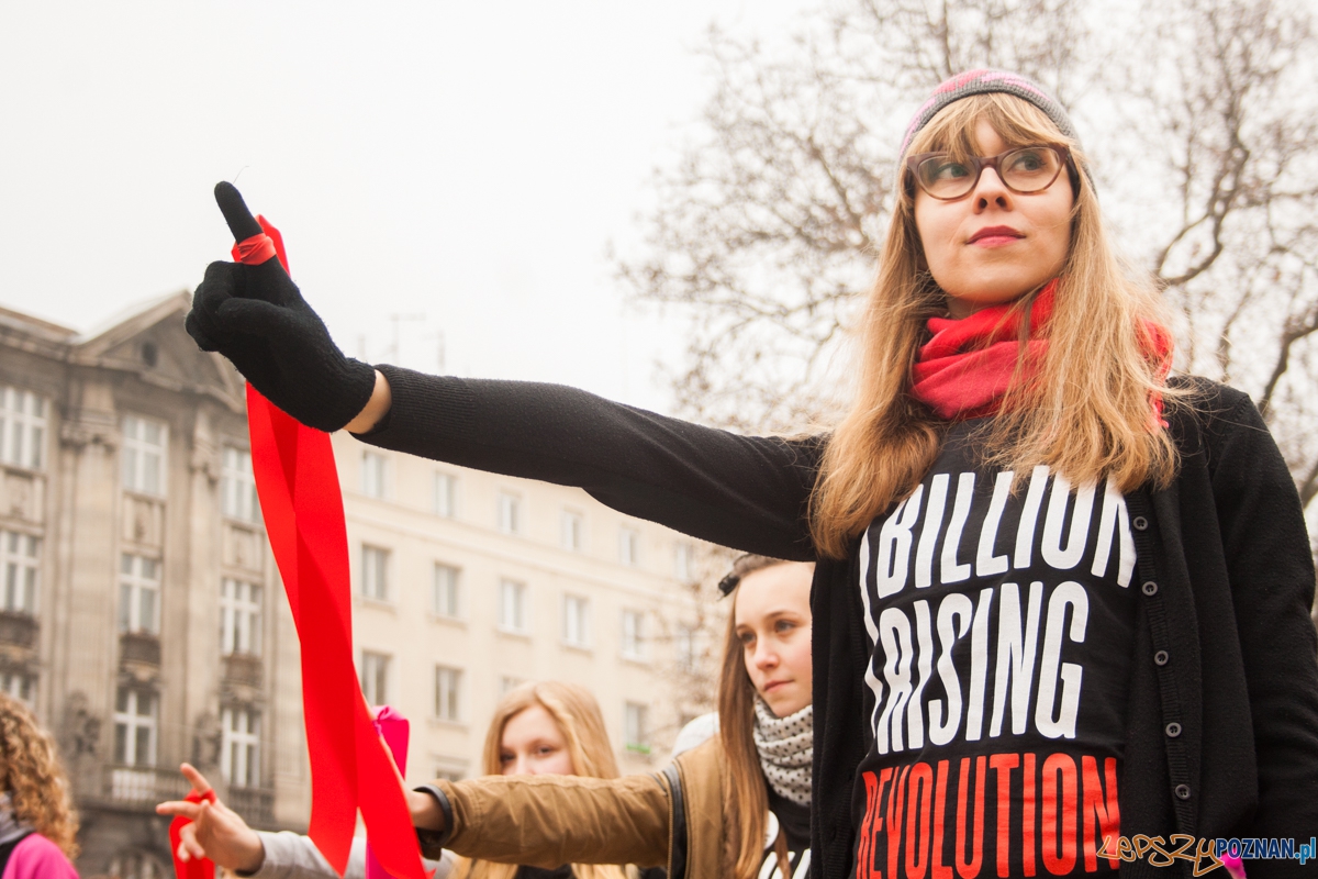 Nazywam się miliard / One billion rising (14.02.2016) Plac Woln Foto: © lepszyPOZNAN.pl / Karolina Kiraga Nazywam się miliard / One billion rising (14.02.2016) Plac Woln Foto: © lepszyPOZNAN.pl / Karolina Kiraga