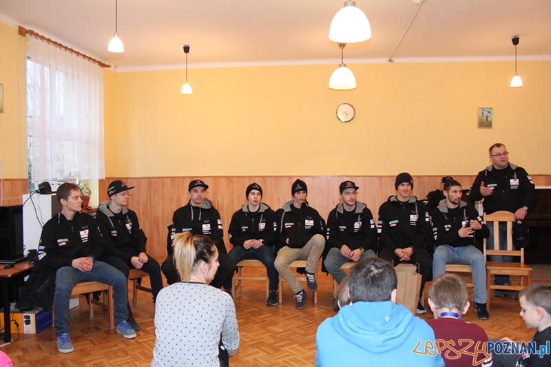 Drużyna Betard Sparta Wrocław odwiedziła Poznań Foto: Poznańskie Stowarzyszenie Żużla Drużyna Betard Sparta Wrocław odwiedziła Poznań Foto: Poznańskie Stowarzyszenie Żużla