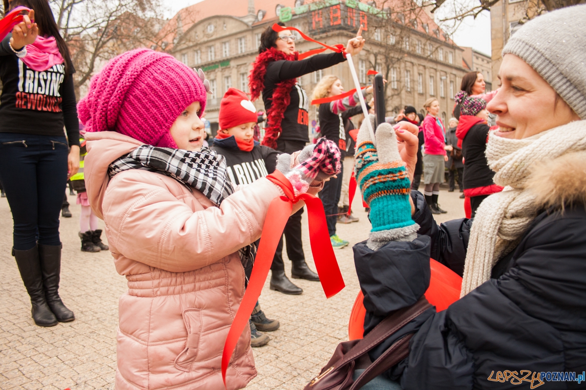 Nazywam się miliard / One billion rising (14.02.2016) Plac Woln Foto: © lepszyPOZNAN.pl / Karolina Kiraga Nazywam się miliard / One billion rising (14.02.2016) Plac Woln Foto: © lepszyPOZNAN.pl / Karolina Kiraga