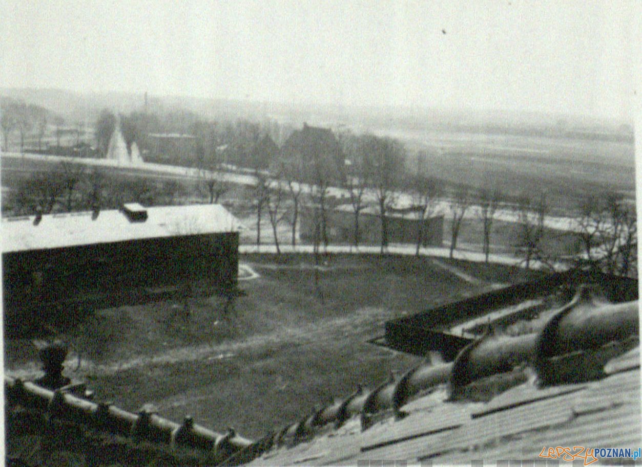 Widok na Malt e z dachu budynku Szkoły dla Głuchoniemych na Śródce - lata 20.te XX wieku Foto: Ośrodek Szkolno-Wychowawczy dla Dzieci Niesłyszących w Poznaniu / Cyryl Widok na Malt e z dachu budynku Szkoły dla Głuchoniemych na Śródce - lata 20.te XX wieku Foto: Ośrodek Szkolno-Wychowawczy dla Dzieci Niesłyszących w Poznaniu / Cyryl