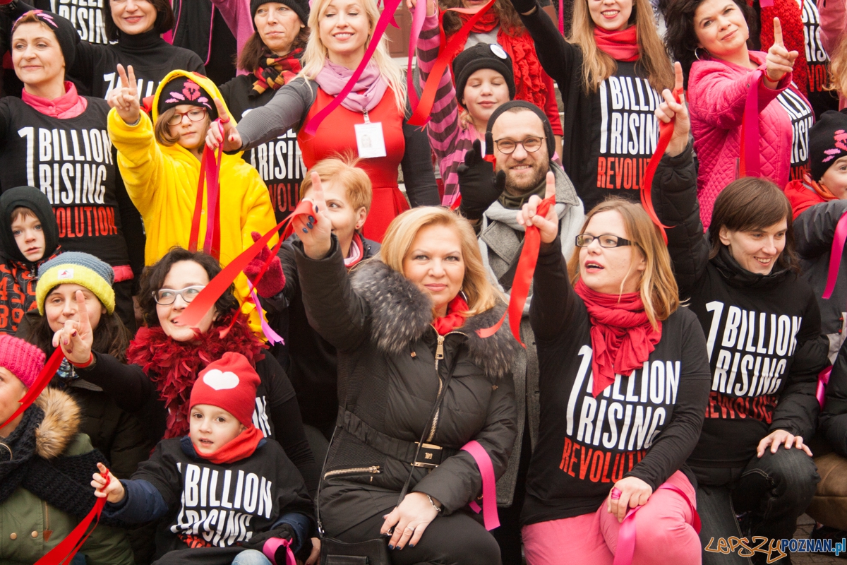Nazywam się miliard / One billion rising (14.02.2016) Plac Woln Foto: © lepszyPOZNAN.pl / Karolina Kiraga Nazywam się miliard / One billion rising (14.02.2016) Plac Woln Foto: © lepszyPOZNAN.pl / Karolina Kiraga