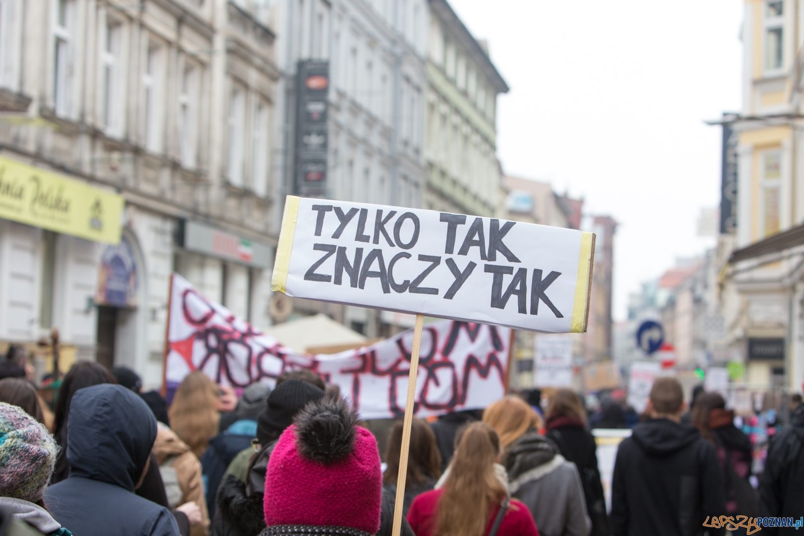 Solidarnie przeciw kulturze gwałtu – Manifa 2016 w Poznaniu Foto: lepszyPOZNAN.pl / Piotr Rychter Solidarnie przeciw kulturze gwałtu – Manifa 2016 w Poznaniu Foto: lepszyPOZNAN.pl / Piotr Rychter