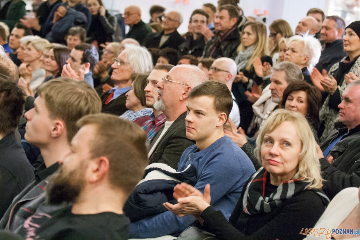 Tomasz Lis w empiku (15.03.2016) Foto: © lepszyPOZNAN.pl / Karolina Kiraga Tomasz Lis w empiku (15.03.2016) Foto: © lepszyPOZNAN.pl / Karolina Kiraga