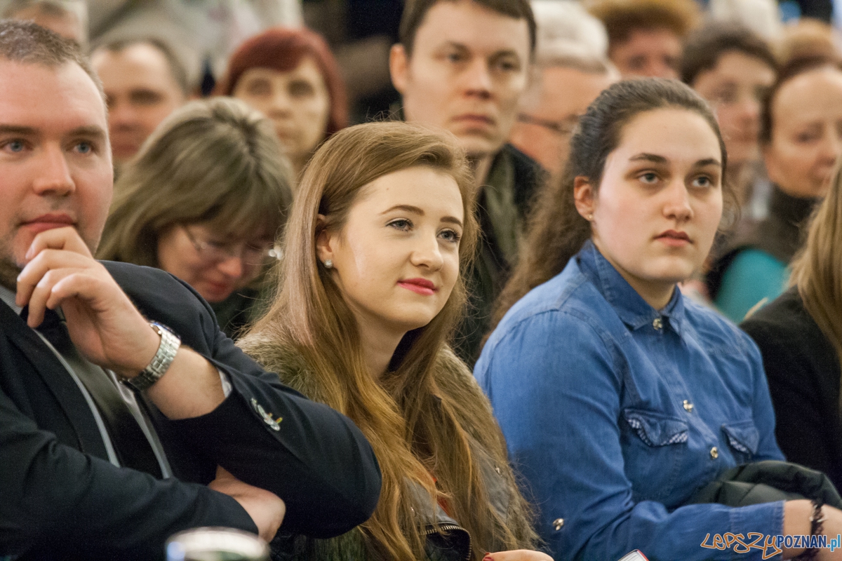 Tomasz Lis w empiku (15.03.2016) Foto: © lepszyPOZNAN.pl / Karolina Kiraga Tomasz Lis w empiku (15.03.2016) Foto: © lepszyPOZNAN.pl / Karolina Kiraga