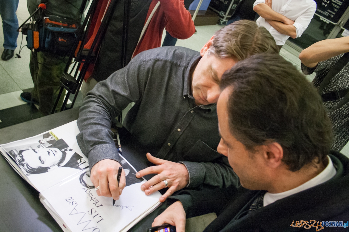 Tomasz Lis w empiku (15.03.2016) Foto: © lepszyPOZNAN.pl / Karolina Kiraga Tomasz Lis w empiku (15.03.2016) Foto: © lepszyPOZNAN.pl / Karolina Kiraga