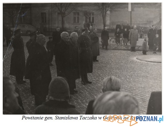 Powitanie generała Taczaka na Rynku w Gostyniu Foto: gaso-gostyn.pl Powitanie generała Taczaka na Rynku w Gostyniu Foto: gaso-gostyn.pl