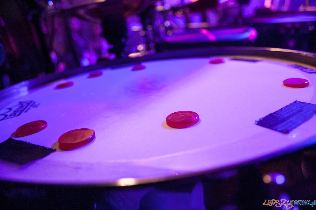 Piotr Rogucki (6.03.2016) Blue Note Foto: © lepszyPOZNAN.pl / Karolina Kiraga Piotr Rogucki (6.03.2016) Blue Note Foto: © lepszyPOZNAN.pl / Karolina Kiraga
