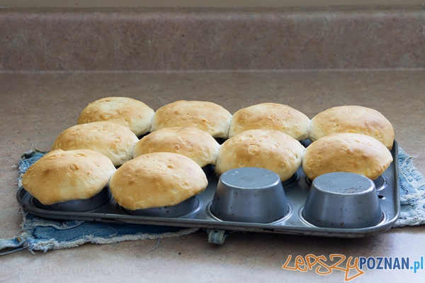 jajecznica w chrupiących bułkach Foto: iwashyoudry.com / Shawn jajecznica w chrupiących bułkach Foto: iwashyoudry.com / Shawn