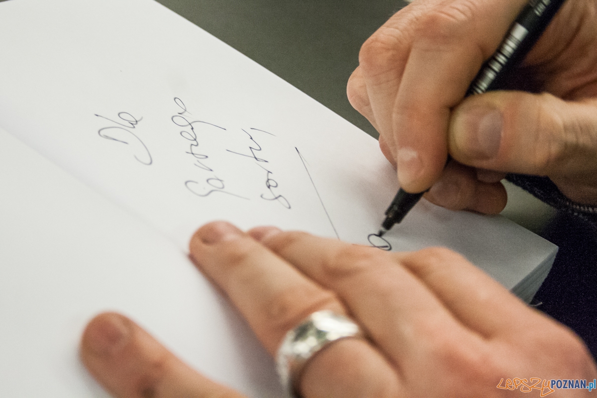 Tomasz Lis w empiku (15.03.2016) Foto: © lepszyPOZNAN.pl / Karolina Kiraga Tomasz Lis w empiku (15.03.2016) Foto: © lepszyPOZNAN.pl / Karolina Kiraga