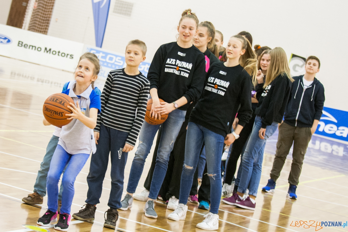 Enea AZS Poznań - UKS Basket SMS Aleksandrów Łódzki Foto: © lepszyPOZNAN.pl / Karolina Kiraga Enea AZS Poznań - UKS Basket SMS Aleksandrów Łódzki Foto: © lepszyPOZNAN.pl / Karolina Kiraga