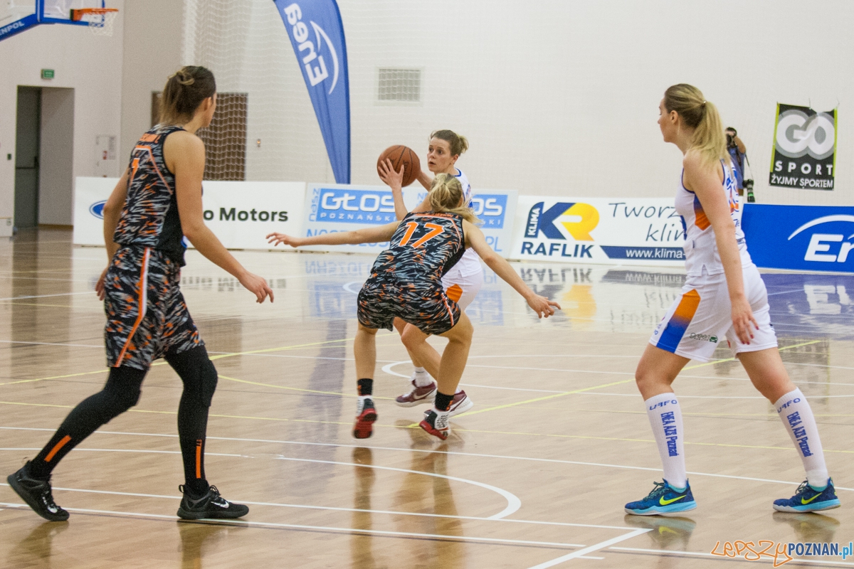 Enea AZS Poznań - UKS Basket SMS Aleksandrów Łódzki Foto: © lepszyPOZNAN.pl / Karolina Kiraga Enea AZS Poznań - UKS Basket SMS Aleksandrów Łódzki Foto: © lepszyPOZNAN.pl / Karolina Kiraga