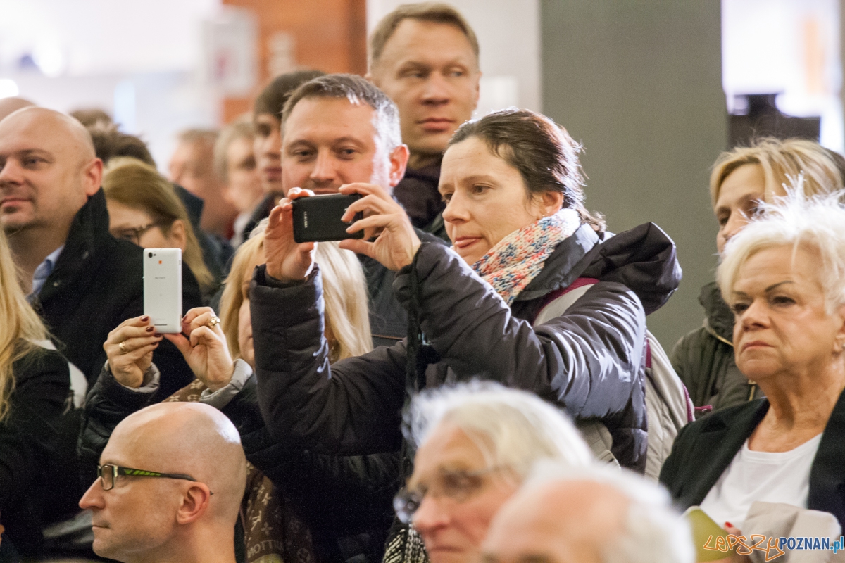 Tomasz Lis w empiku (15.03.2016) Foto: © lepszyPOZNAN.pl / Karolina Kiraga Tomasz Lis w empiku (15.03.2016) Foto: © lepszyPOZNAN.pl / Karolina Kiraga