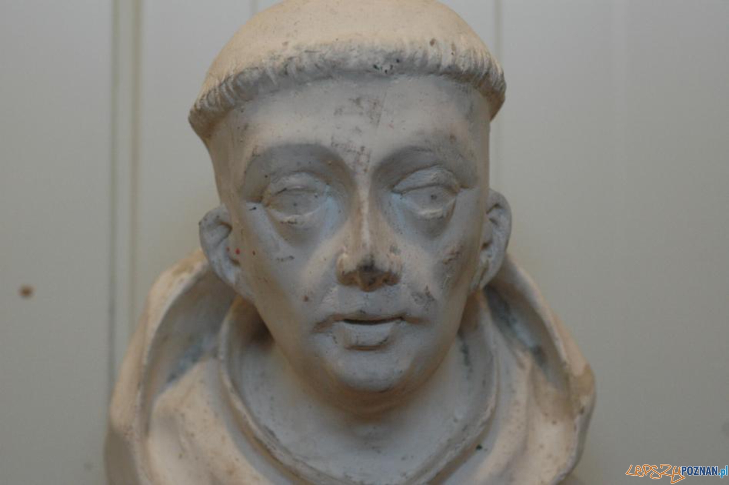 Barokowa rzeźba zakonnika przed konserwacją Foto: Barokowa rzeźba zakonnika przed konserwacją Foto: